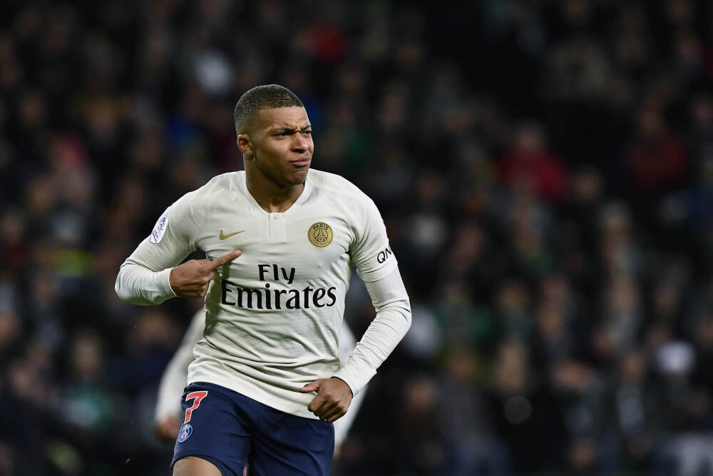 他被誉为“将圣”，晚年却感叹：要不是叶成焕出手，早就没有我了